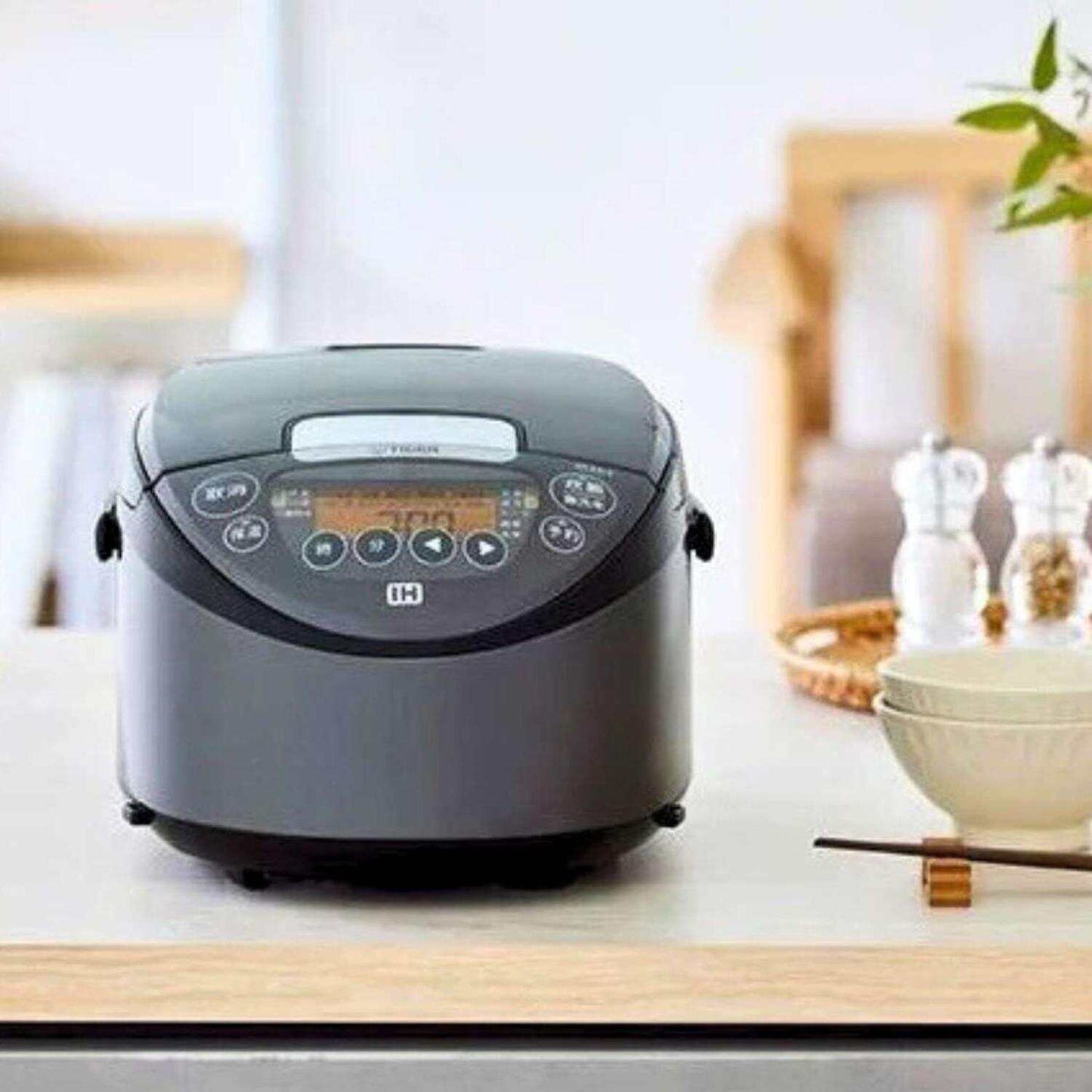TIGER IH Rice Cooker Multifunctional JPW-G10A / JPW-G18A